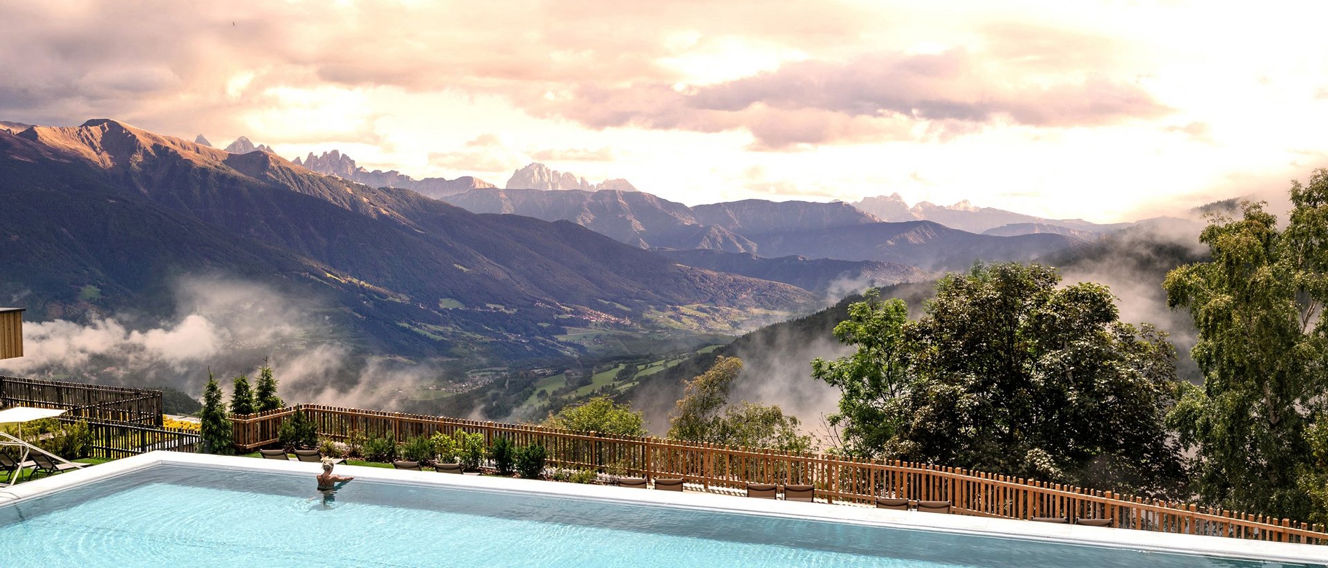 Hotel in Meransen mit Pool Hotel in Meransen mit Pool