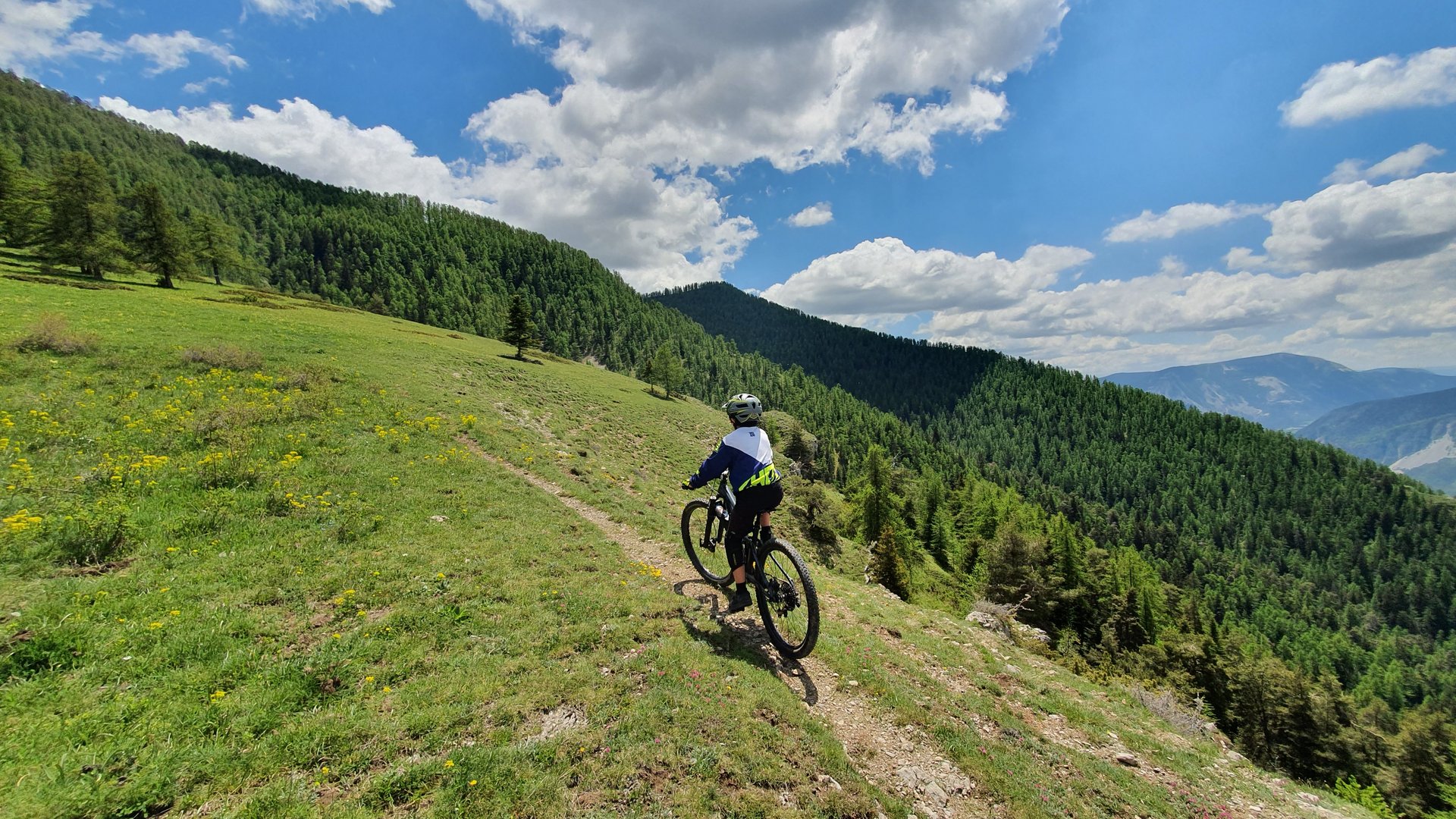 Rad- & Mountainbiketouren Rad- & Mountainbiketouren