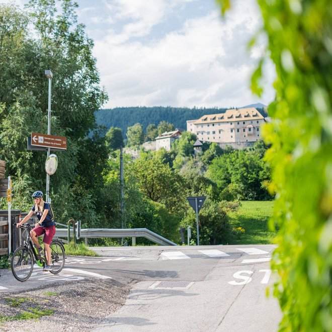 Sehenswürdigkeiten in der Nähe des Tratterhofs Sehenswürdigkeiten in der Nähe des Tratterhofs